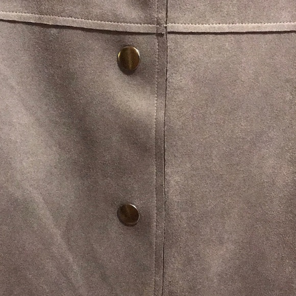 Christopher & Banks Gray Blazer - Picture 2 of 6